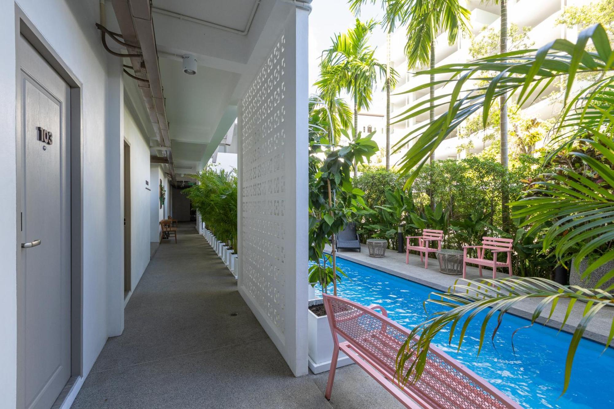 Ang Pao Hotel Phuket Exterior photo